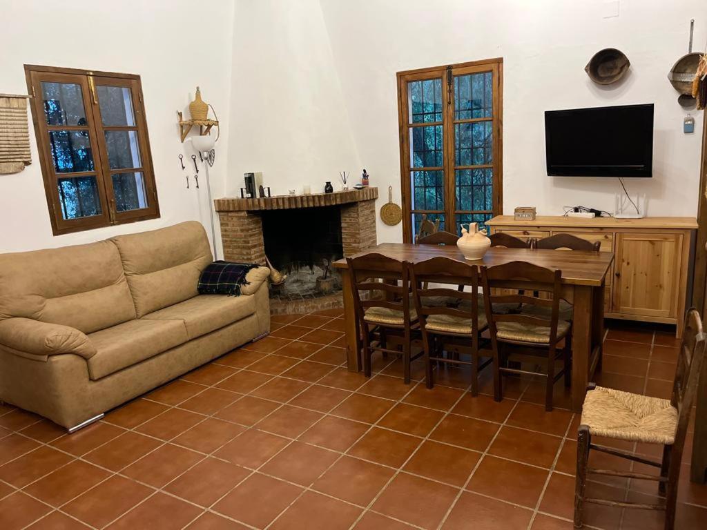 Casa De Campo Fuencaliente, Entorno Natural, Chimenea, Piscina Canete la Real Exterior foto